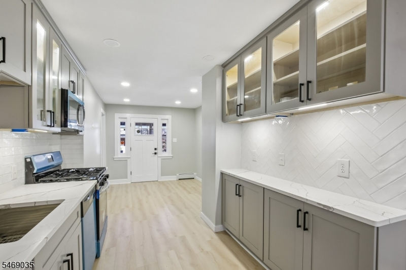 74 Nakomis Path Lincoln Park NJ 07035