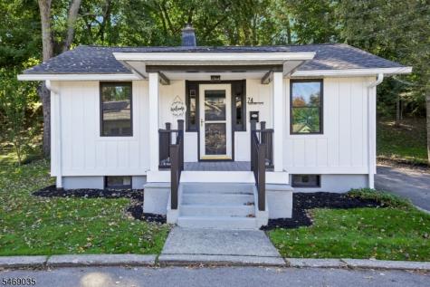 74 Nakomis Path Lincoln Park NJ 07035