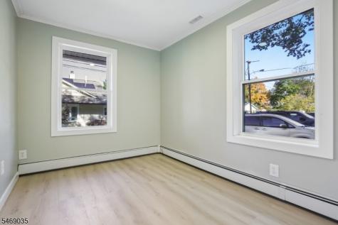 74 Nakomis Path Lincoln Park NJ 07035