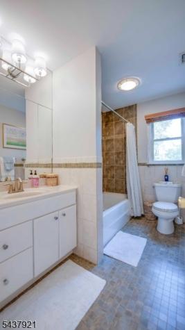 130 Cherryville Hollow Road Raritan NJ 08822
