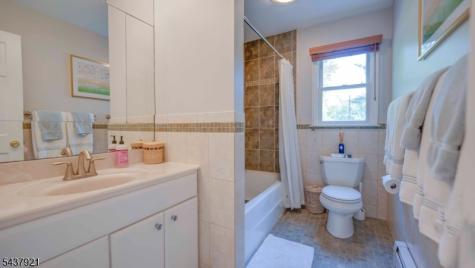 130 Cherryville Hollow Road Raritan NJ 08822