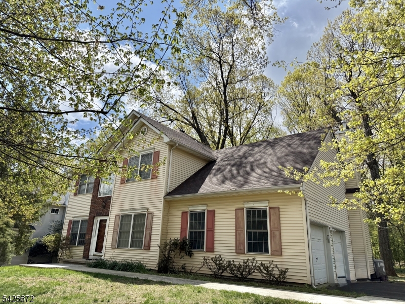 4 Scaletti Court Franklin NJ 08873