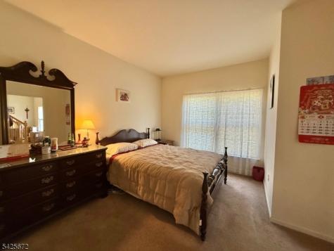 4 Scaletti Court Franklin NJ 08873