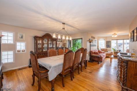 35 Turnberry Road Little Falls NJ 07424