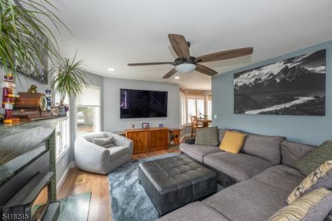 35 Turnberry Road Little Falls NJ 07424