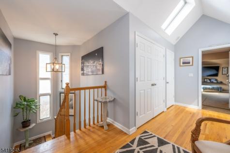 35 Turnberry Road Little Falls NJ 07424