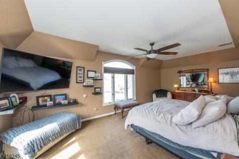 35 Turnberry Road Little Falls NJ 07424