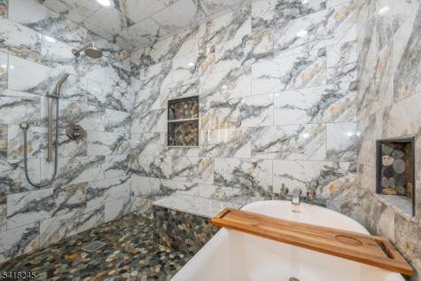 35 Turnberry Road Little Falls NJ 07424