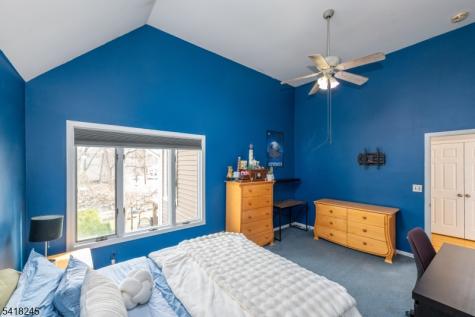 35 Turnberry Road Little Falls NJ 07424