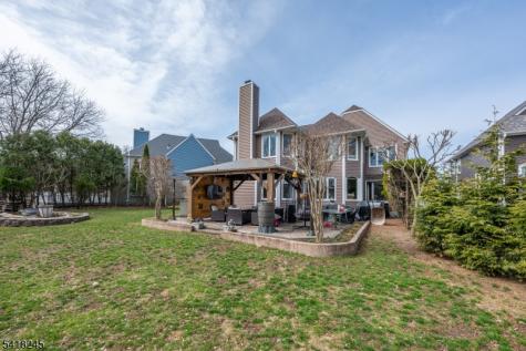 35 Turnberry Road Little Falls NJ 07424