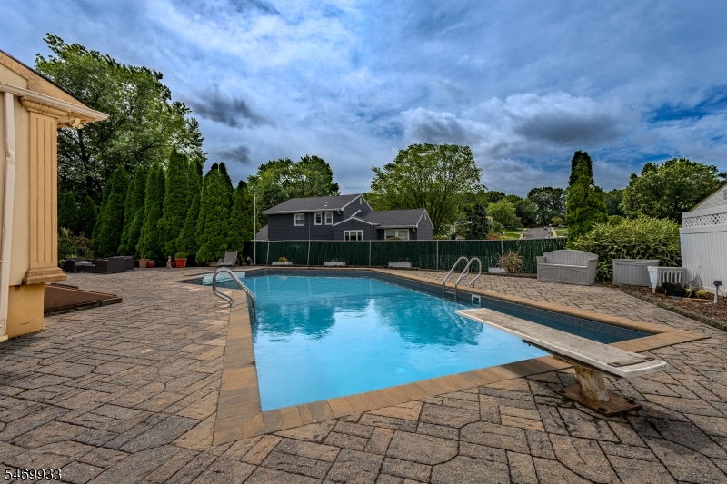 10 Devonshire Road Sayreville NJ 08859