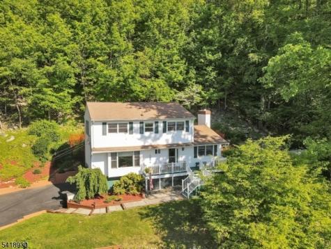 629 W Shore Trail Sparta NJ 07871