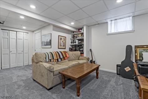 629 W Shore Trail Sparta NJ 07871