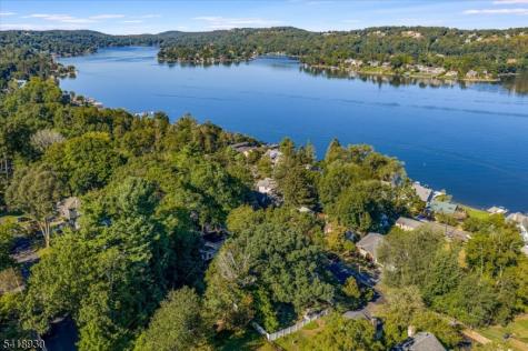 629 W Shore Trail Sparta NJ 07871