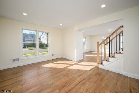 96 South Parkway Clifton NJ 07014