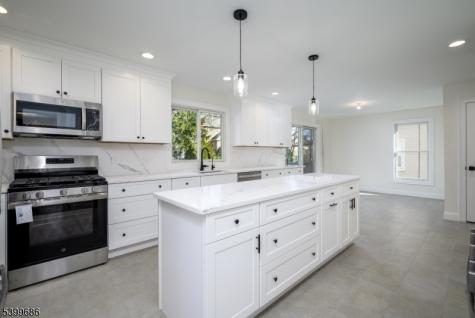 96 South Parkway Clifton NJ 07014