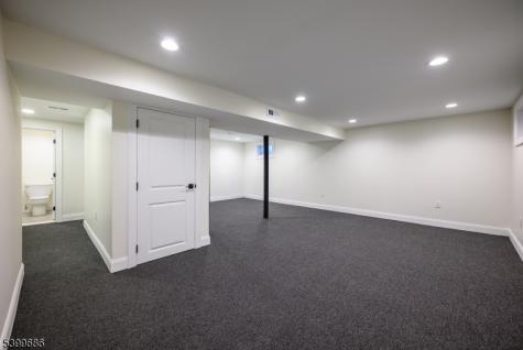 96 South Parkway Clifton NJ 07014