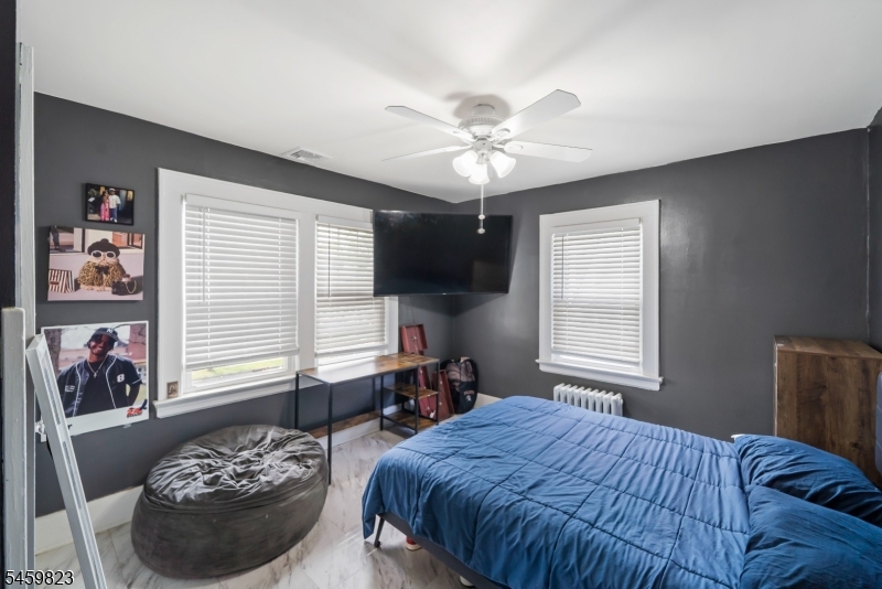 149 E Clay Avenue Roselle Park NJ 07204
