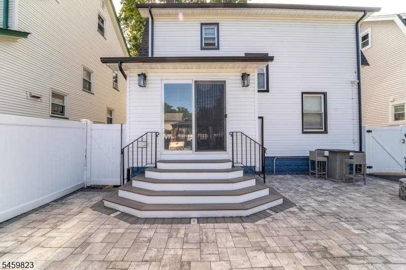 149 E Clay Avenue Roselle Park NJ 07204