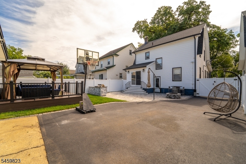 149 E Clay Avenue Roselle Park NJ 07204