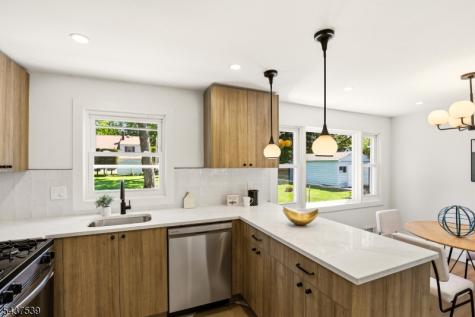 511 Locust Avenue Garwood NJ 07027