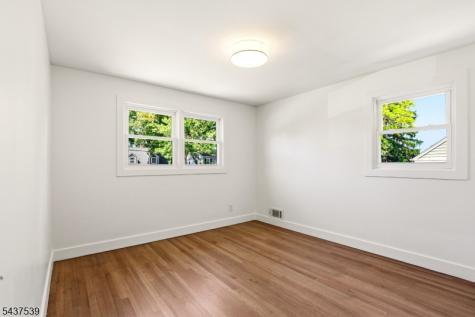 511 Locust Avenue Garwood NJ 07027