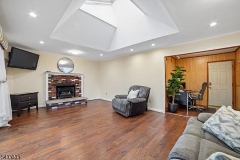 3 Carol Court Cranford NJ 07016