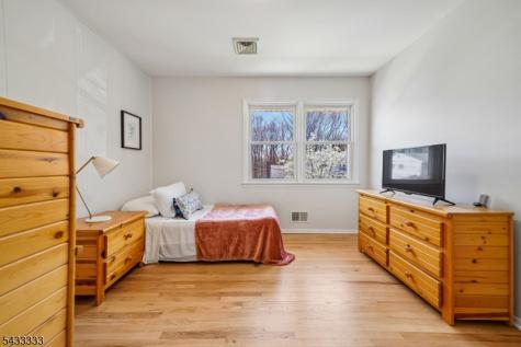 3 Carol Court Cranford NJ 07016