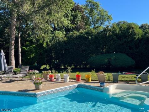 3 Carol Court Cranford NJ 07016