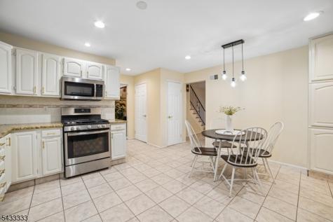 3 Carol Court Cranford NJ 07016
