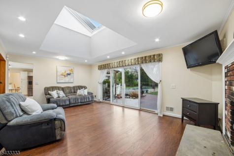 3 Carol Court Cranford NJ 07016