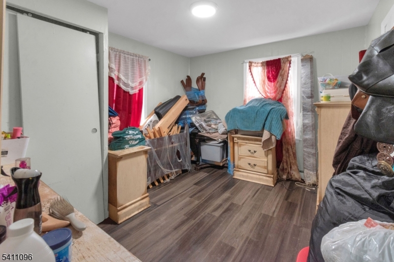 422 Schiller Street Elizabeth NJ 07206