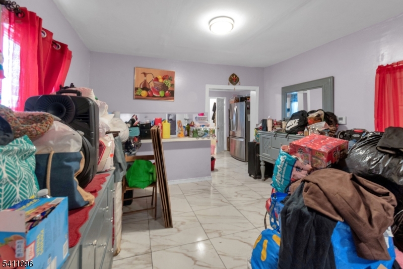 422 Schiller Street Elizabeth NJ 07206