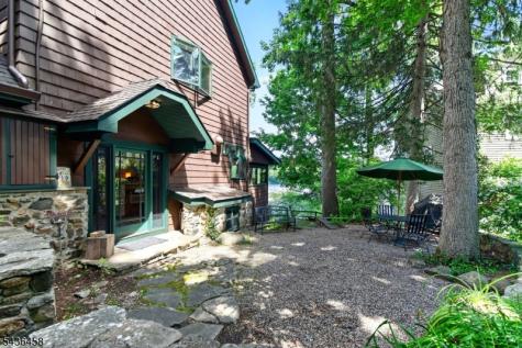 134 Cedar Lake Denville NJ 07834