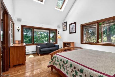 134 Cedar Lake Denville NJ 07834