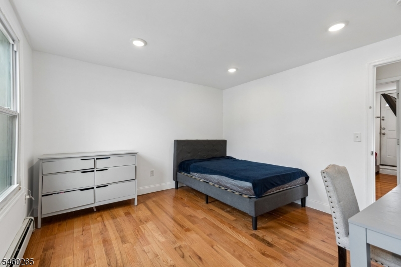 66 Oak Avenue Irvington NJ 07111