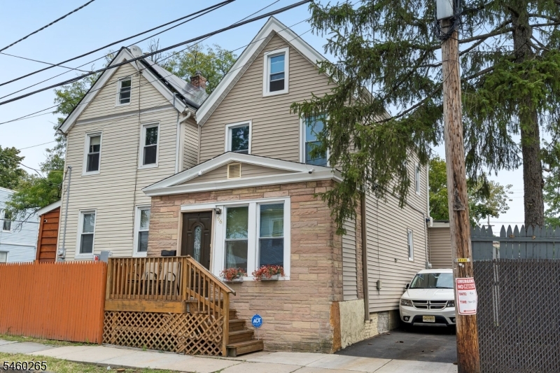 66 Oak Avenue Irvington NJ 07111