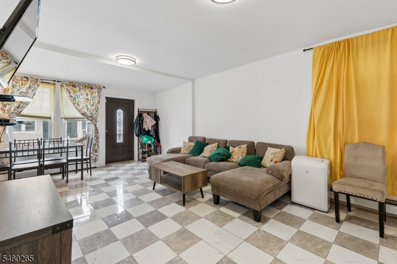 66 Oak Avenue Irvington NJ 07111