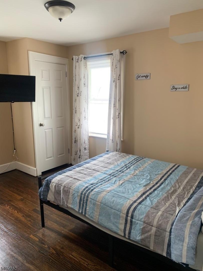 179 Richelieu Terrace Newark NJ 07106