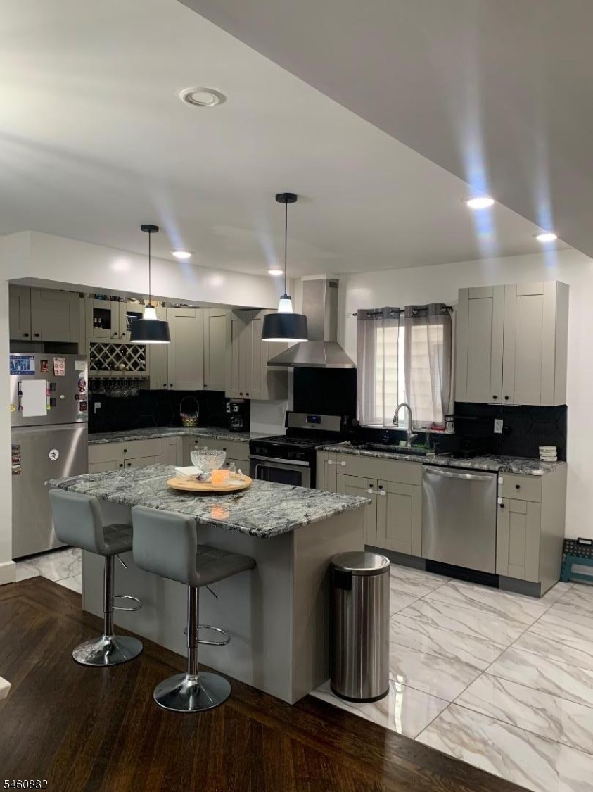 179 Richelieu Terrace Newark NJ 07106