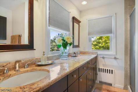 80 Hillcrest Avenue Morris NJ 07960