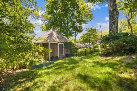 80 Hillcrest Avenue Morris NJ 07960