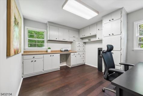 5 Blanchet Court Florham Park NJ 07932