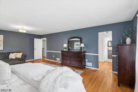 5 Blanchet Court Florham Park NJ 07932