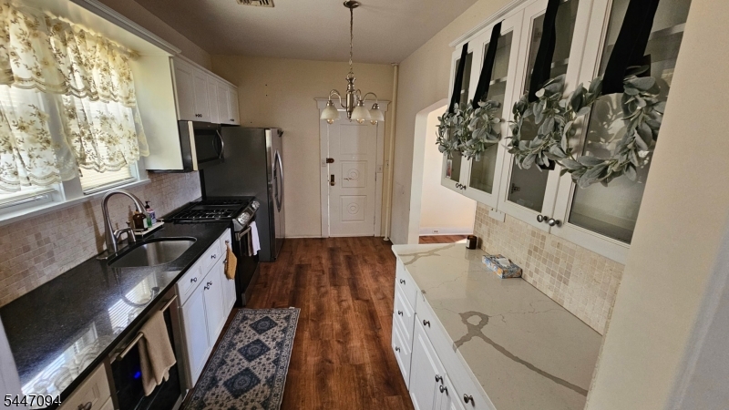 254 Illinois Avenue Paterson NJ 07503