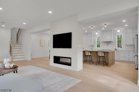 24 Etmore Place New Providence NJ 07974