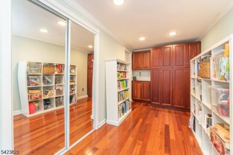 47 Laurel Drive Wayne NJ 07470
