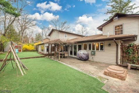 47 Laurel Drive Wayne NJ 07470