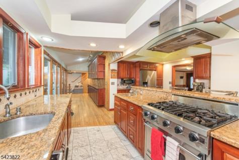 47 Laurel Drive Wayne NJ 07470