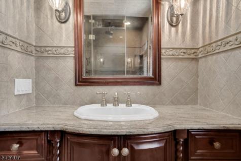 1008 Coolidge Road Elizabeth NJ 07208